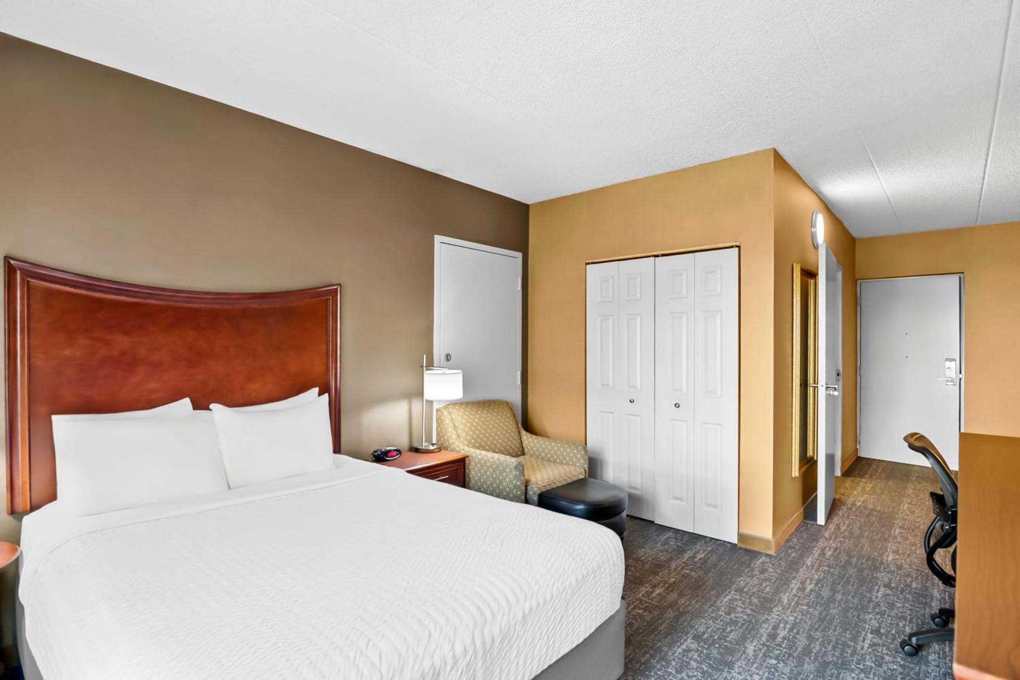 Clarion Inn North Haven Экстерьер фото